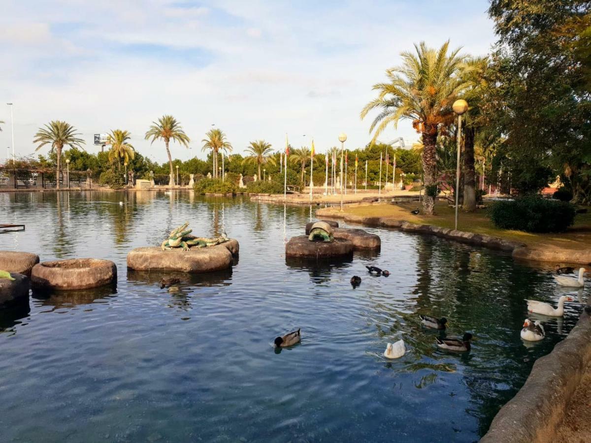 Apartament Margaret Torrevieja Dış mekan fotoğraf