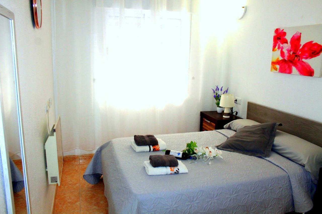 Apartament Margaret Torrevieja Dış mekan fotoğraf